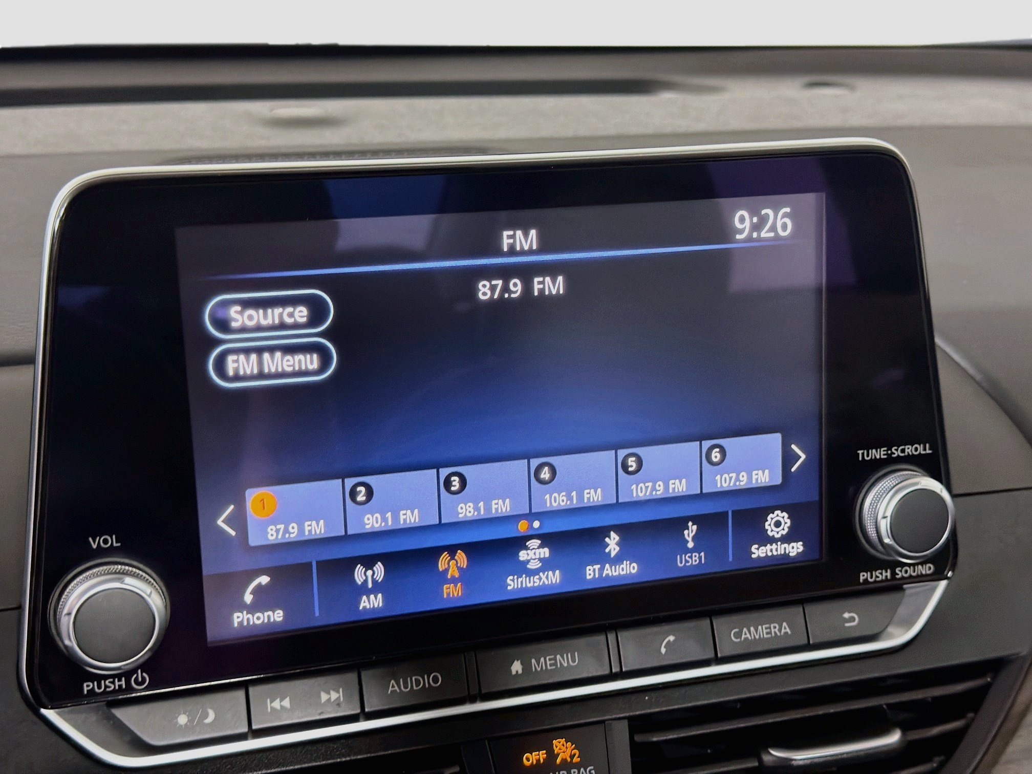Used 2025 Nissan Altima 2.5 SV FWD image 21