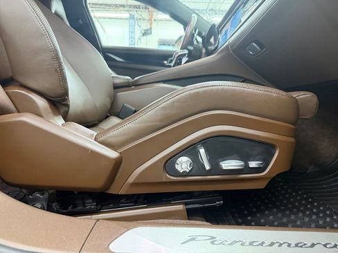 Used 2018 Porsche Panamera 4S AWD/4WD image 39