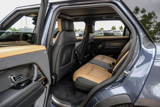 Used 2024 Land Rover Range Rover Sport Dynamic SE AWD/4WD image 47