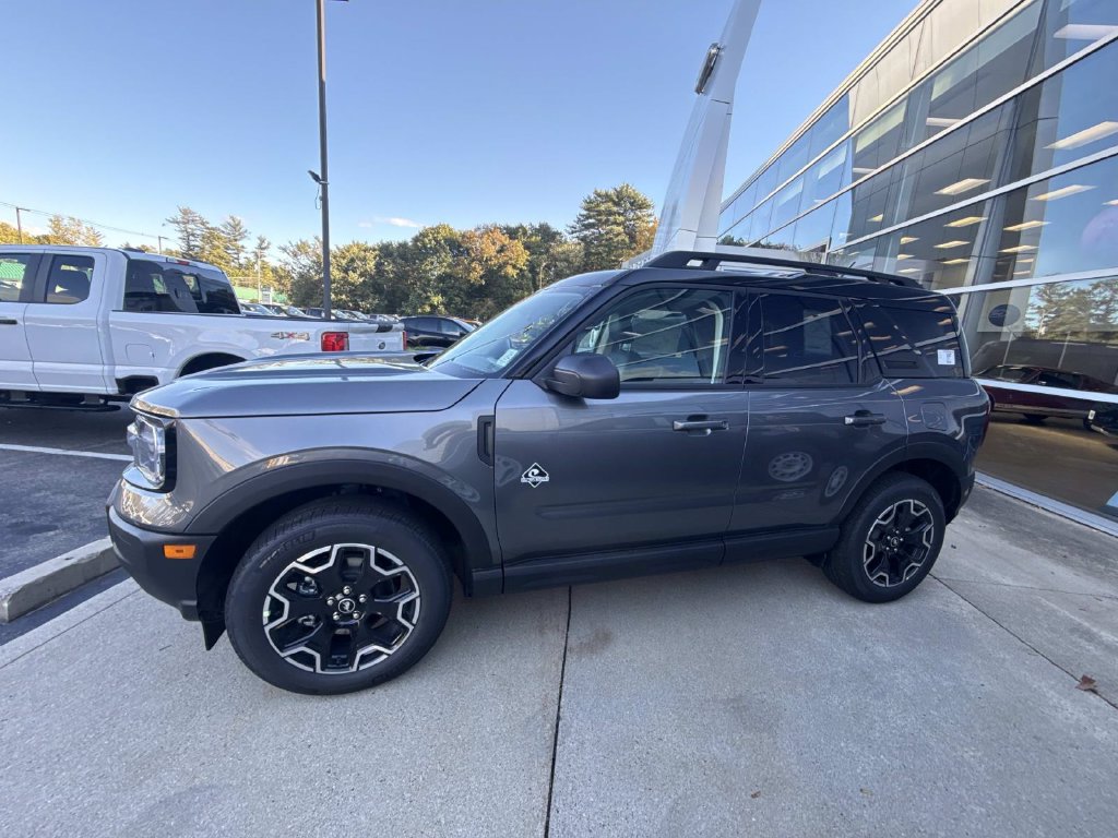 New 2026 Ford Bronco Sport Outer Banks AWD/4WD image 2