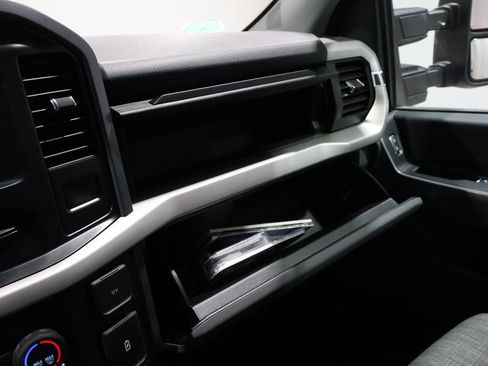 Used 2023 Ford F150 XLT w/ Max Trailer Tow Package image 28