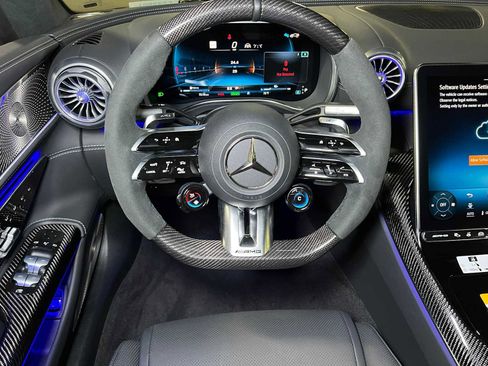 New 2025 Mercedes-Benz SL 63 AMG S e Performance 4MATIC image 21