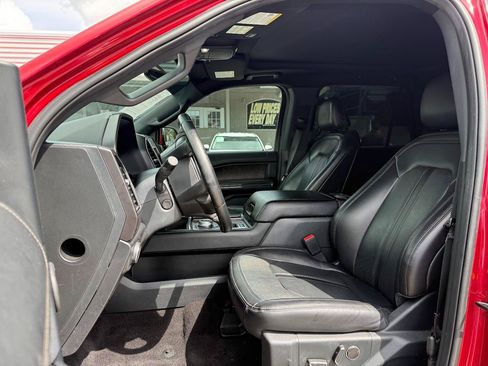 Used 2021 Ford Expedition Limited RWD image 5