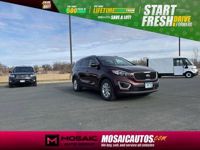 Used 2017 Kia Sorento LX w/ LX V6 Convenience Package