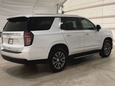 Used 2022 Chevrolet Tahoe LT w/ Luxury Package RWD image 4