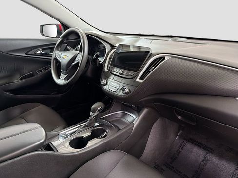 Used 2023 Chevrolet Malibu LT image 29