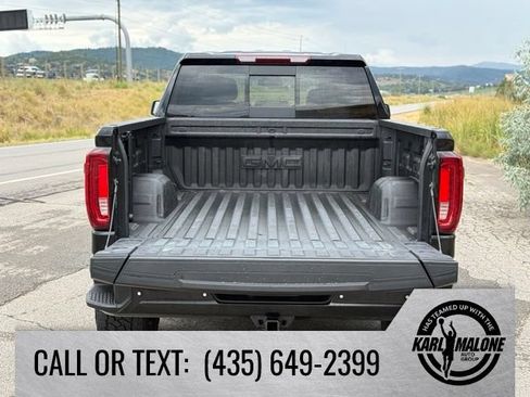 Used 2024 GMC Sierra 1500 SLT w/ SLT Premium Plus Package AWD/4WD image 5