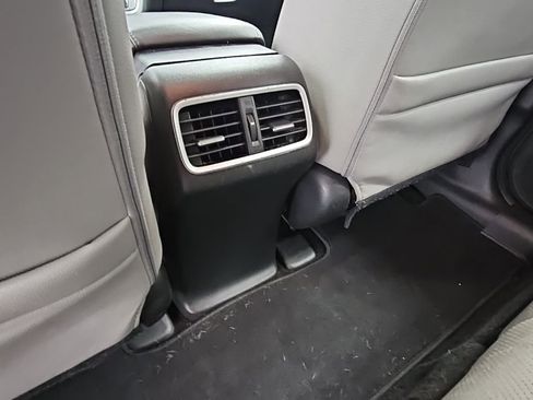 Used 2016 Honda CR-V Touring image 33