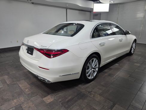 Used 2022 Mercedes-Benz S 500 4MATIC image 24