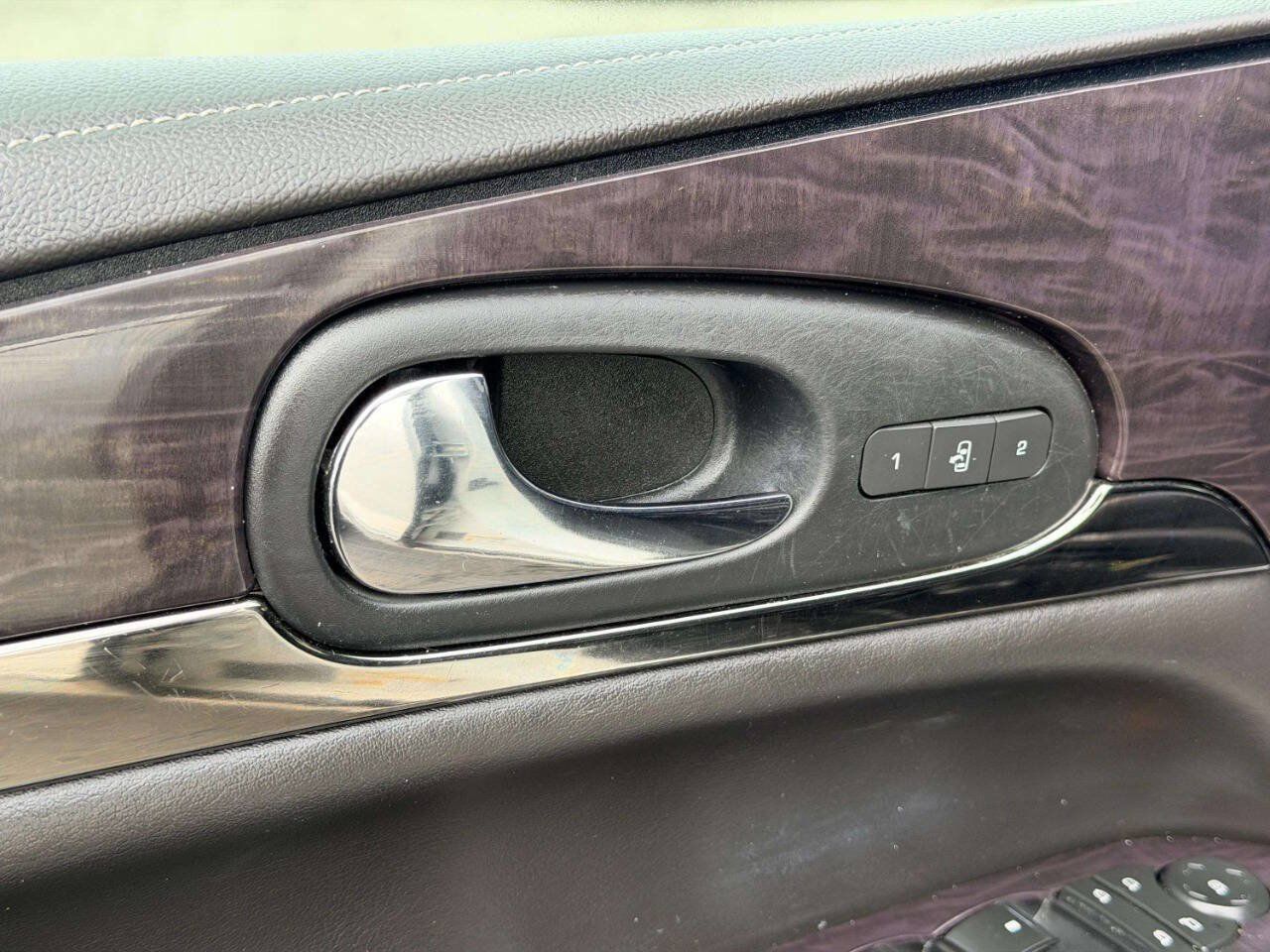 Used 2015 Buick Enclave Premium FWD image 14