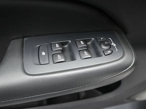 Used 2024 Volvo S60 B5 Core FWD image 10