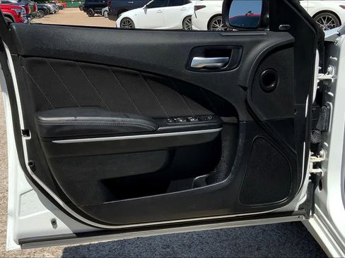 Used 2023 Dodge Charger SXT RWD image 19