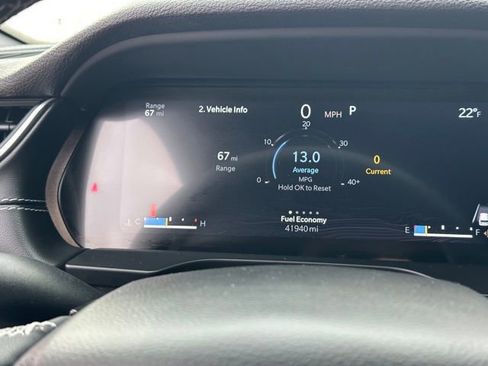 Used 2023 Jeep Grand Cherokee L Laredo image 30