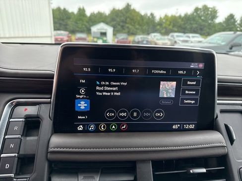 Used 2021 Chevrolet Tahoe LT image 17