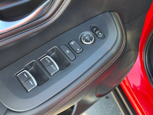Used 2024 Honda HR-V Sport image 12