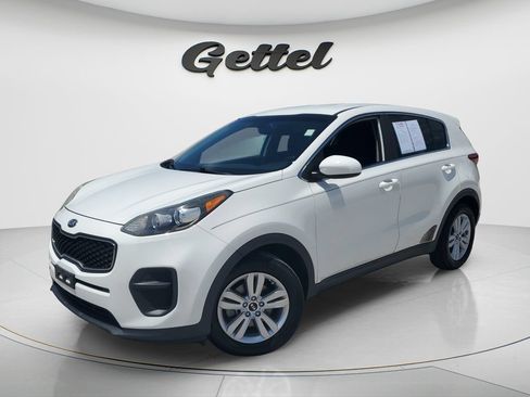 Used 2018 Kia Sportage LX FWD image 1
