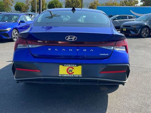 New 2025 Hyundai Elantra Limited image 9