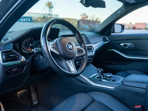 Used 2022 BMW 330i xDrive Sedan w/ M Sport Package image 2