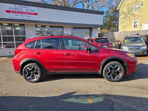 Used 2015 Subaru Crosstrek 2.0i Limited image 3