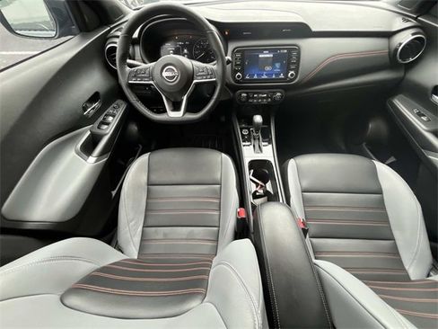 Used 2023 Nissan Kicks SR w/ SR Premium Package image 12