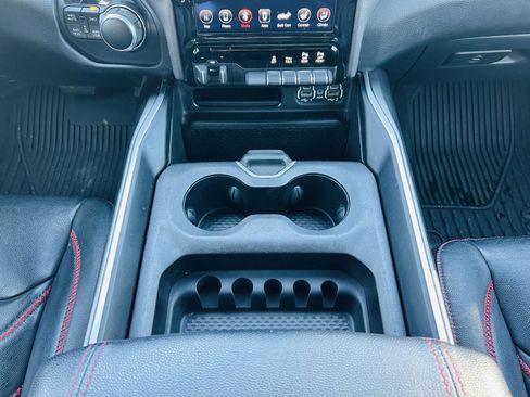 Used 2021 RAM 1500 Big Horn image 22