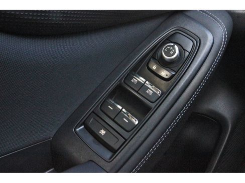 Used 2020 Subaru Forester Premium AWD/4WD image 23