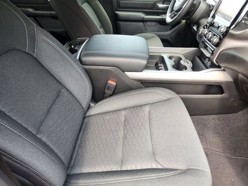 New 2026 RAM 1500 Express AWD/4WD image 14