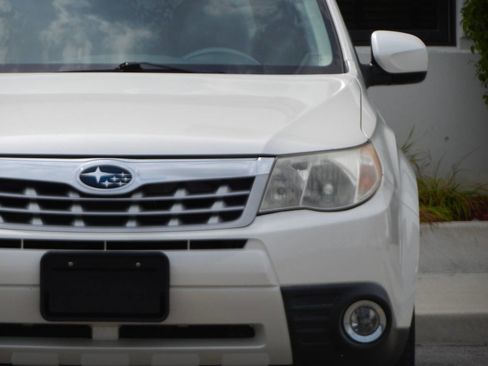 Used 2012 Subaru Forester 2.5X Limited image 10