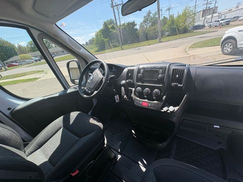 Used 2019 RAM ProMaster 2500 FWD image 10