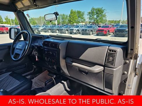 Used 2005 Jeep Wrangler Rubicon AWD/4WD image 23