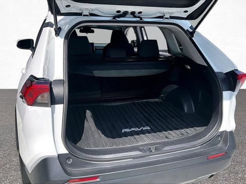 Certified 2023 Toyota RAV4 LE AWD/4WD image 27