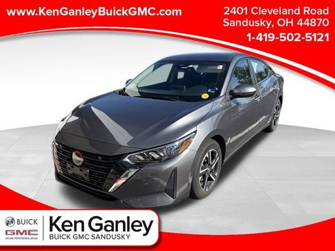 Used 2025 Nissan Sentra SV FWD image 1