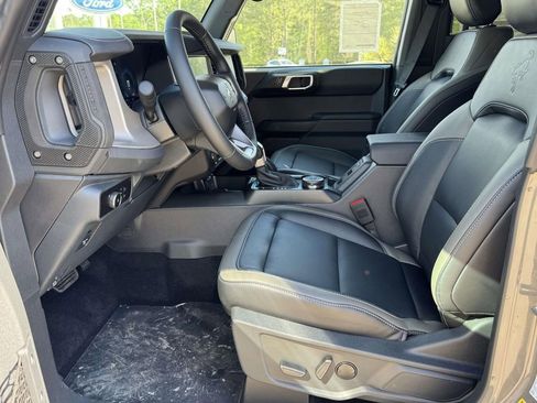 New 2026 Ford Bronco Outer Banks AWD/4WD image 19