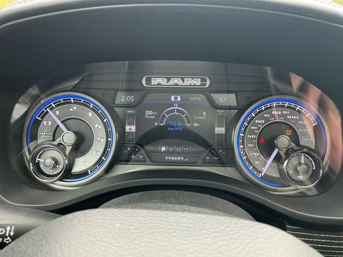 Used 2019 RAM 1500 Limited AWD/4WD image 16