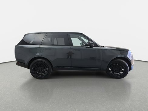 New 2026 Land Rover Range Rover SE image 4