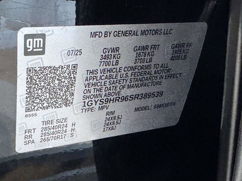 Used 2025 Cadillac Escalade V w/ LPO, ONYX Package AWD/4WD image 36