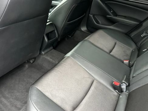 Used 2019 Honda Accord Sport image 11