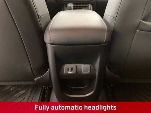 Used 2022 GMC Canyon AT4 AWD/4WD image 16
