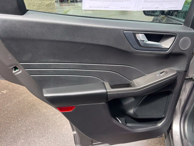 Used 2021 Ford Escape SEL w/ SEL Stealth AWD Package image 16
