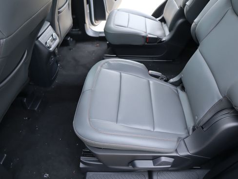 New 2026 Ford Explorer Active AWD/4WD image 11