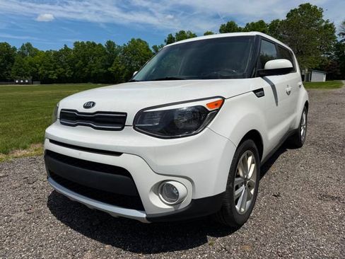 Used 2018 Kia Soul + FWD image 1