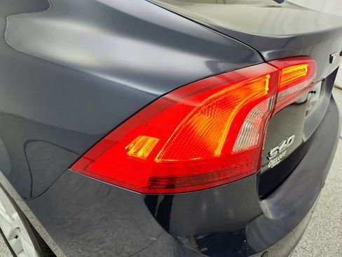 Used 2014 Volvo S60 T5 w/ Climate Package FWD image 26