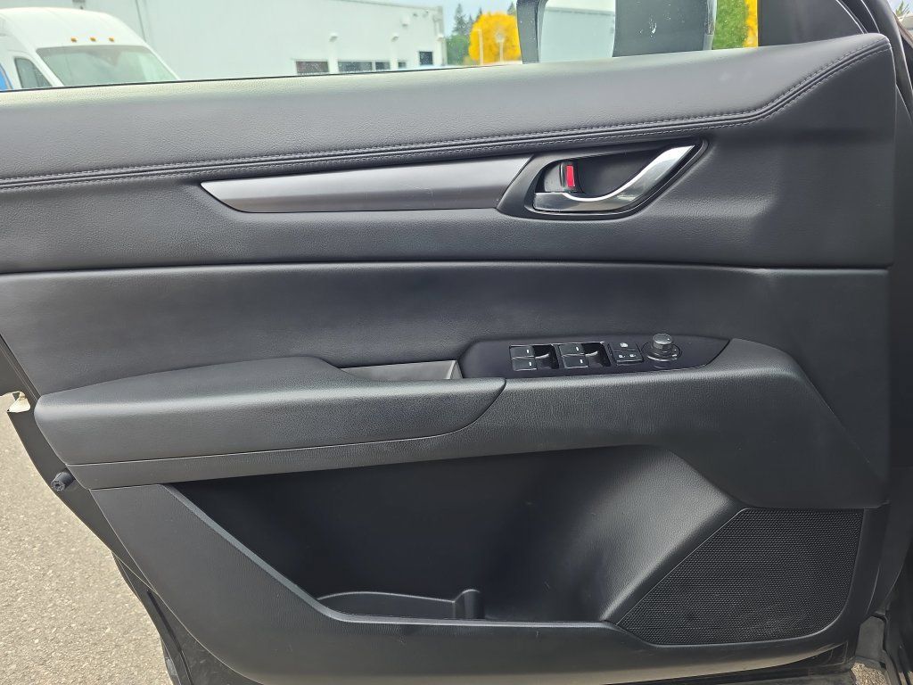 Used 2021 MAZDA CX-5 Touring AWD/4WD image 17