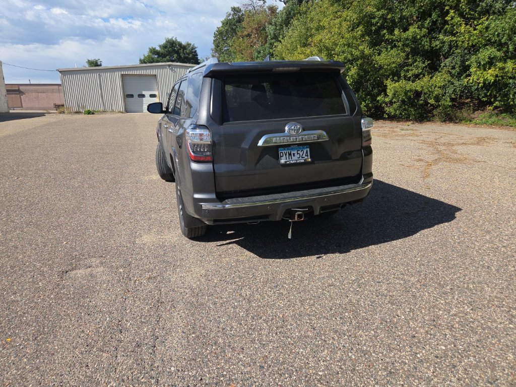 Used 2018 Toyota 4Runner Limited AWD/4WD image 12