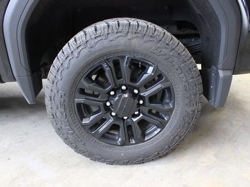 Used 2021 GMC Sierra 2500 Denali w/ Denali Black Diamond Edition AWD/4WD image 49