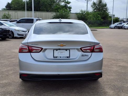 Used 2020 Chevrolet Malibu LT FWD image 8