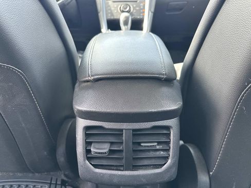 Used 2013 Ford Fusion Titanium FWD image 14