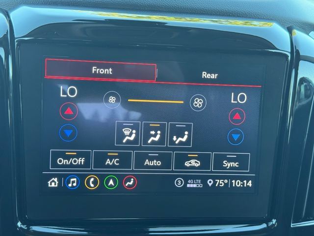 Used 2020 Chevrolet Traverse RS w/ LPO, Floor Liner Package AWD/4WD image 35