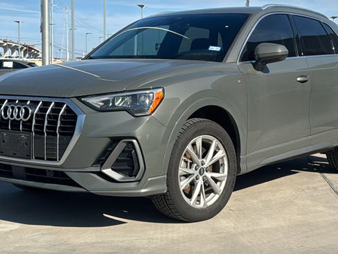 Used 2021 Audi Q3 2.0T Premium w/ Convenience Package image 3