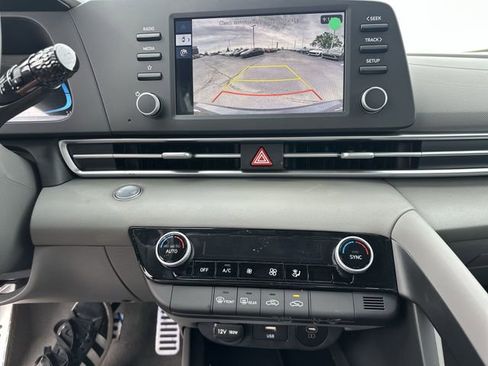 New 2026 Hyundai Elantra Sport FWD image 23